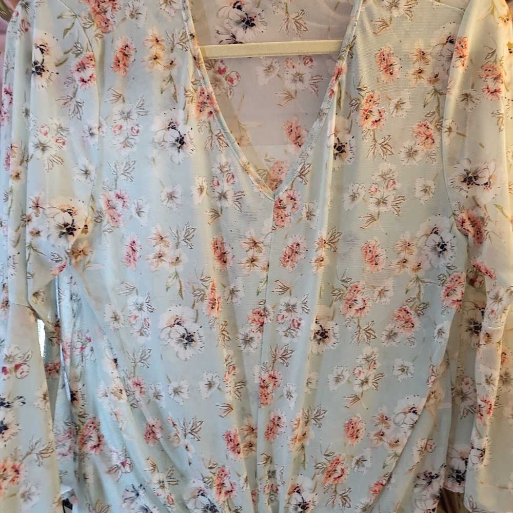 Women blouse